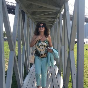 Meet your Posher, Adriana